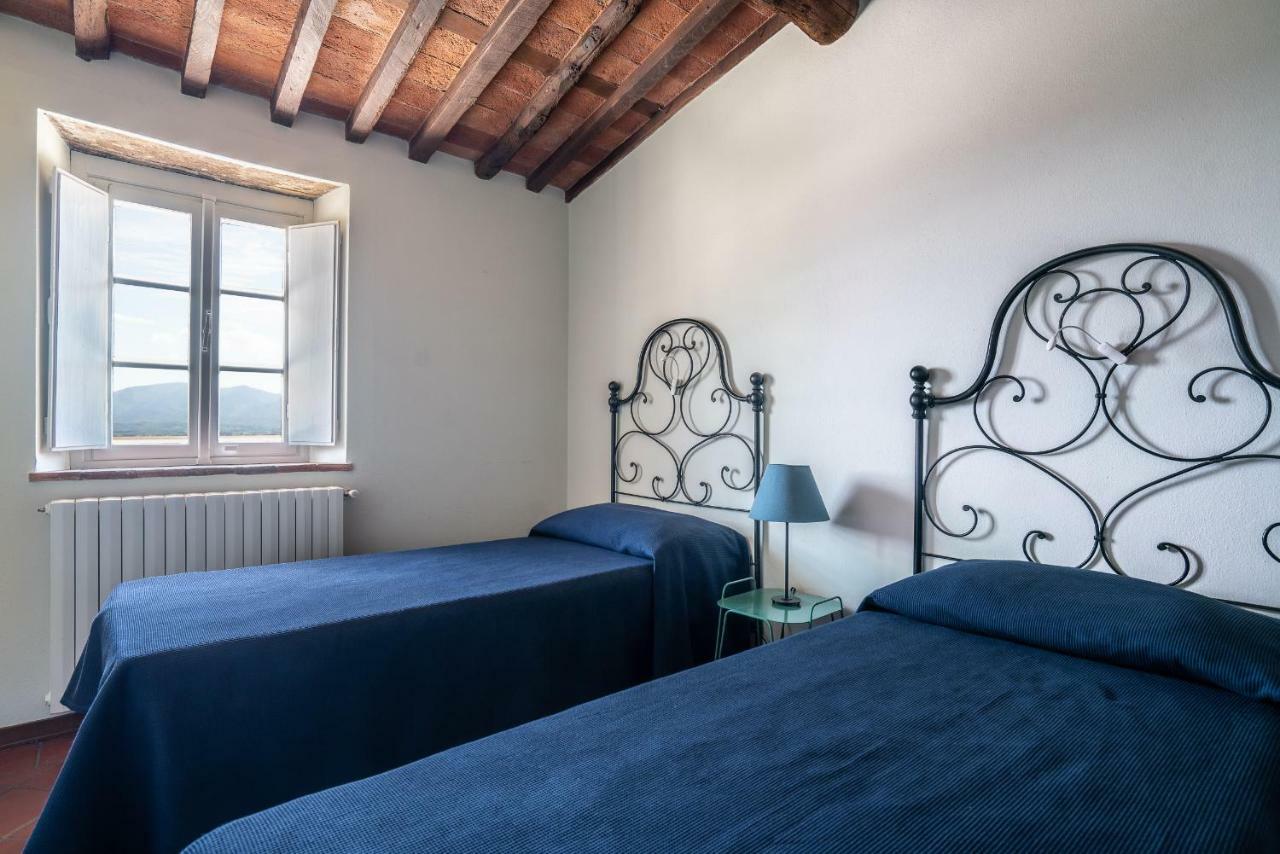 Accogliente Alloggio Con Vista E Piscina Lucca Exterior foto